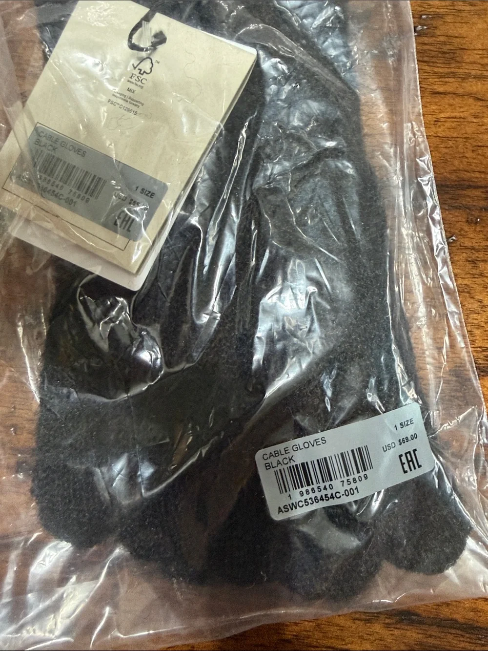NWT AllSaints Gable Knit Gloves